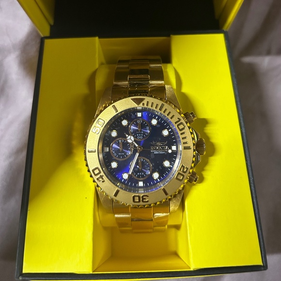 Mens brand new invicta watch